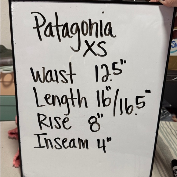 Patagonia Fleetwith Skort in Teal Print size XS - Picture 12 of 16